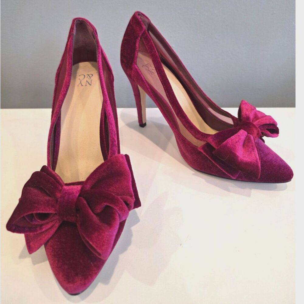 NY&C Berry Velvet Bow High Heels Pumps Pointed Toe SZ 10 Glam Coquette Siren